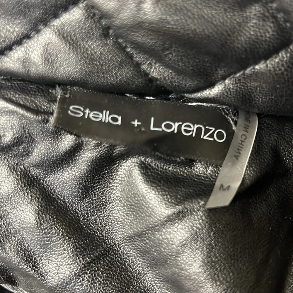 STELLA + LORENZO QUILTED FAUX JACKET - Picture 5 of 8